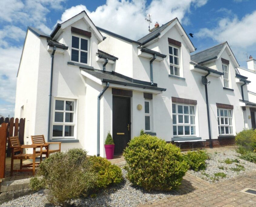 4 Bedroom Property Beach View Wexford UK Golf Breaks